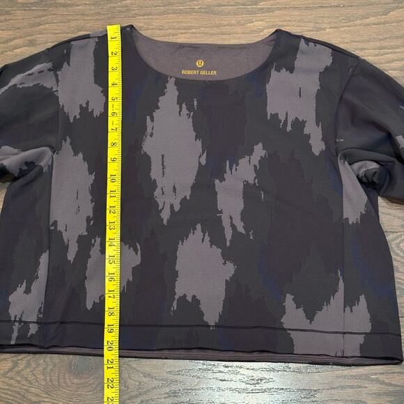 Lululemon x Robert Geller Take The Moment Long Sleeve Sweatshirt Camo Size L /XL - Picture 11 of 12